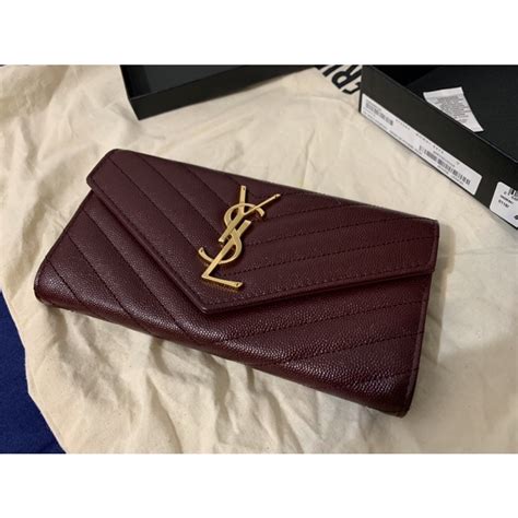 ysl 魚子醬